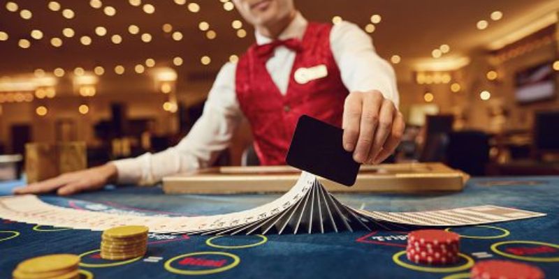 Mức lương của Dealer Casino - Vai trò nhà cái